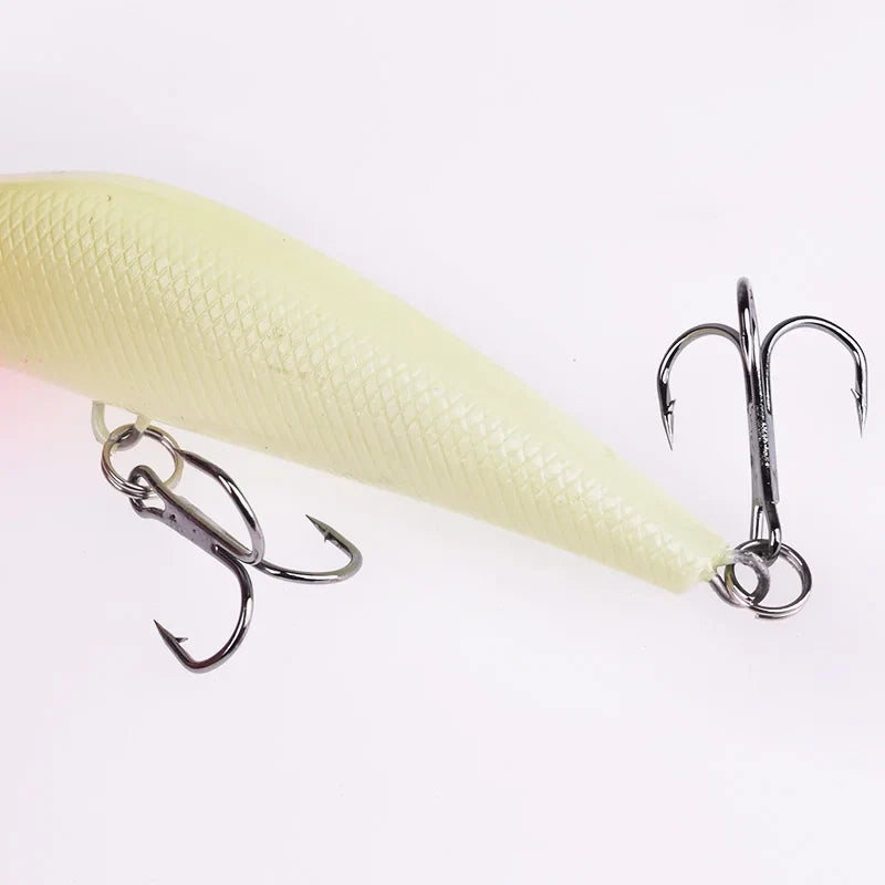 Isca Luminosa Noturna 8cm 8,5g com Ganchos Agudos